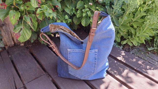 Sac à main en tissu fait main , sac cabas en tissu jeans et coton, anse réglable vue 6