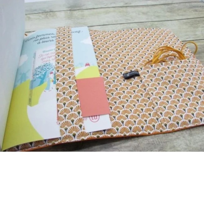 Détail des passants d’un couvre-livre Zyglinette.