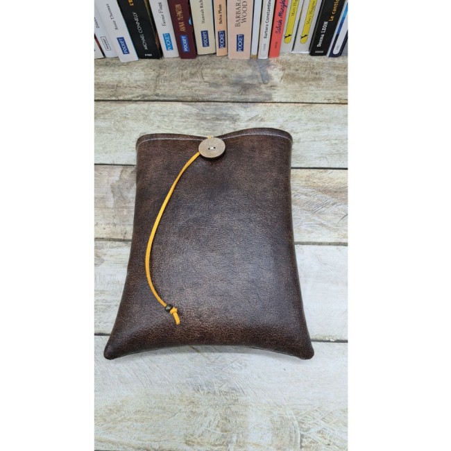 Pochette livre en tissu fait main, protège livre, housse pour livre de poche en simili cuir marron vue 2
