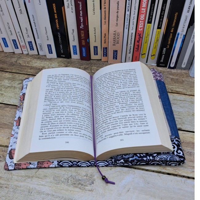Couverture livre en tissus fait main, couvre livre de poche, cache couverture en tissu coton beige - vue 7 Couverture livre en tissus fait main, couvre livre de poche, cache couverture en tissu coton beige - vue 7