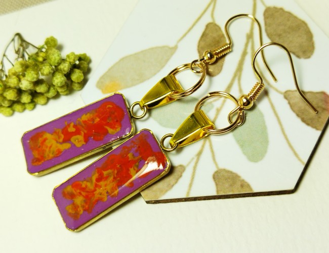 Boucles d'oreilles "Flambloyance Violette" -  Cabochons pictureaux peints à la main -  Pièce unique