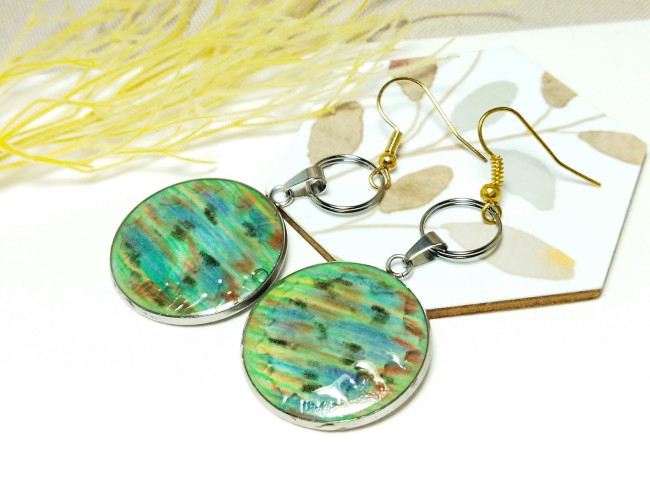 Boucles d'oreilles "Reflets d'Émeraude" -  Cabochons Aquarelle Abstraite -  Pièce unique