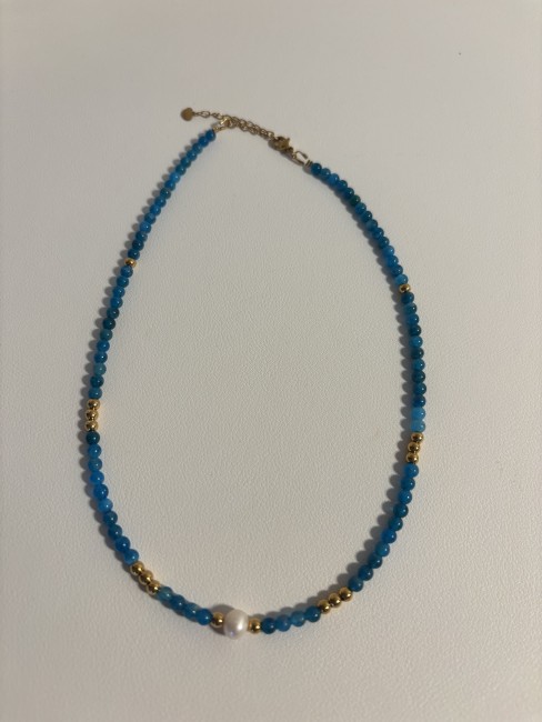 Collier femme en pierres naturelles apatite bleue et perle d’eau douce