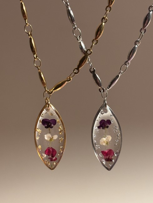 Bijoux inclusion fleurs séchées 