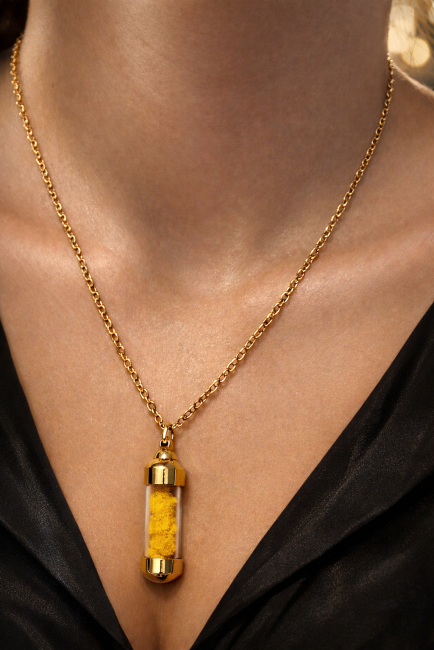 Pendentif floral avec mimosa naturel fait main