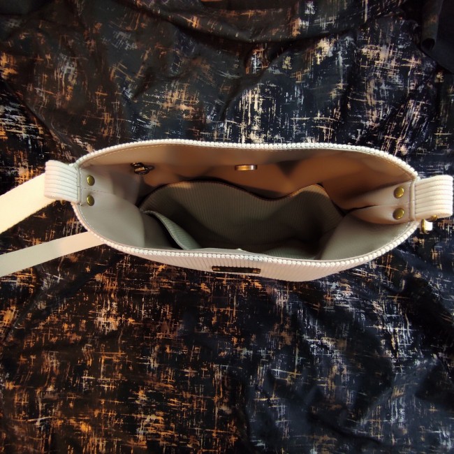 Pochette en velours avec poches