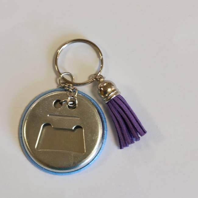 porte-clés badge décapsuleur je peux pas j'ai crochet pompon violet 2