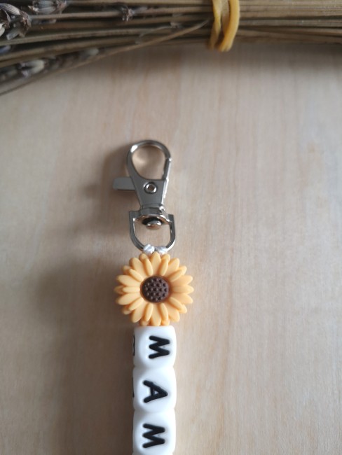 porte clé abricot haut