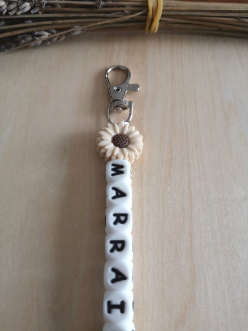 porte clé beige haut