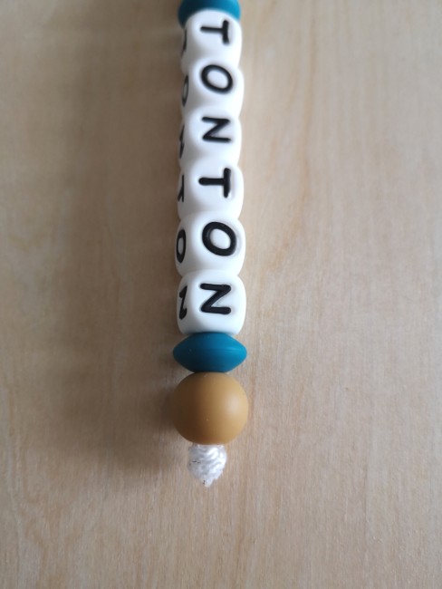 porte clé amande vert lin bas