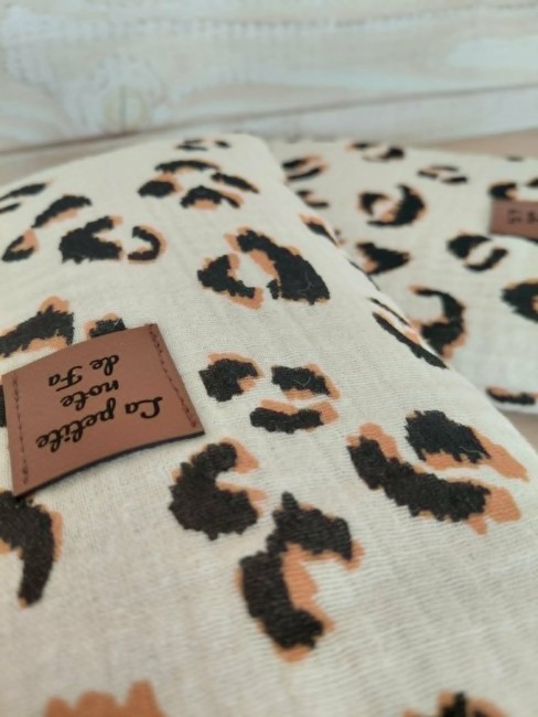 étui fait main pour livre de poche et liseuse Savane