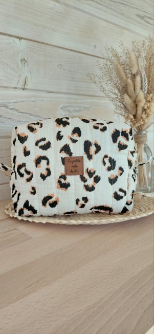trousse-de-toilette-savane Trousse de toilette Savane léopard beige noir et camel