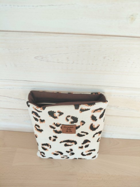 housse pour liseuse 7,8 pouces tissu léopard artisanal