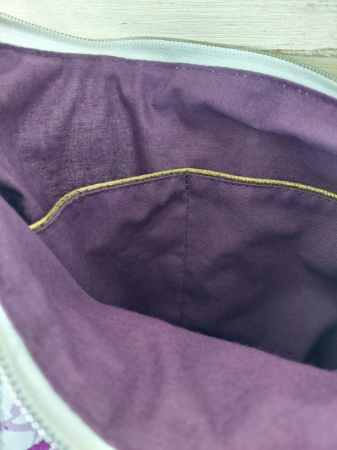 sac bandoulière violet pratique quotidien