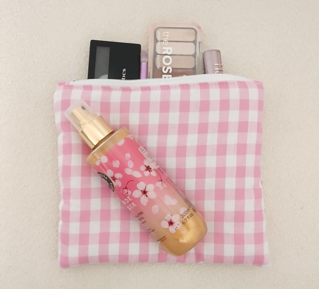 trousse-vichy-rose-dos