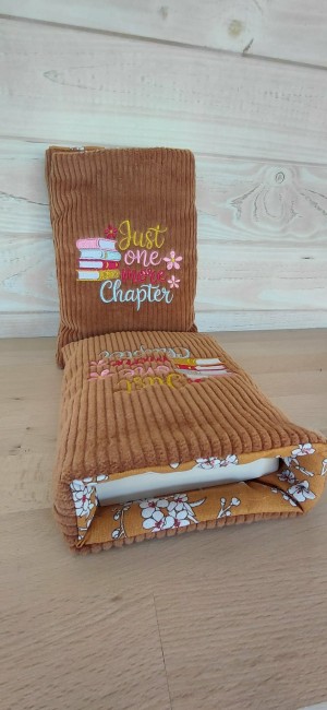 Housse de livre cognac avec broderie