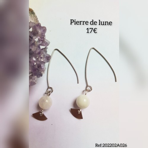 Boucles d'oreilles grands crochets et  Pierre de lune