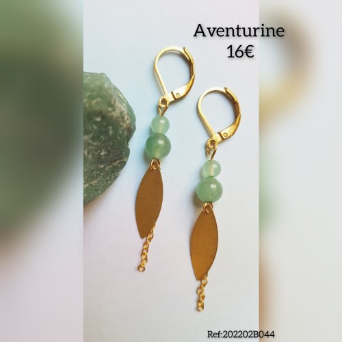 Boucles d'oreilles sur chaines, sequins et Aventurine