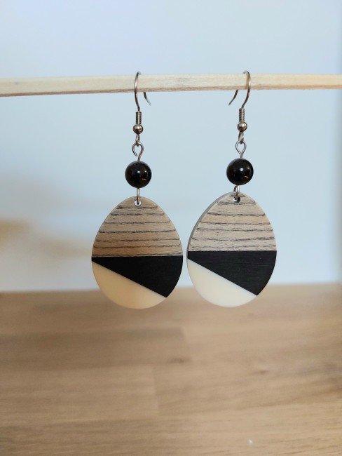 Boucles d'oreilles bois et Tourmaline noire