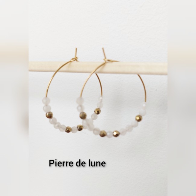 Créoles Pierre de lune facettes